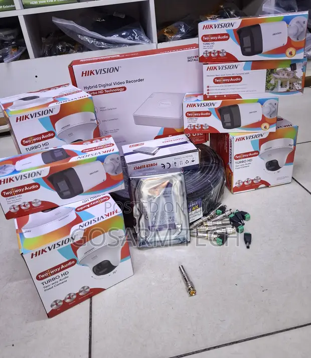 8 Kamasi za CCTV za Hikvision za Rangi Kamili na Sauti ya Njia Mbili - 1