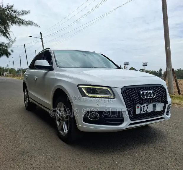 Audi Q5 2.0T Premium AWD quattro 2013 White - 1