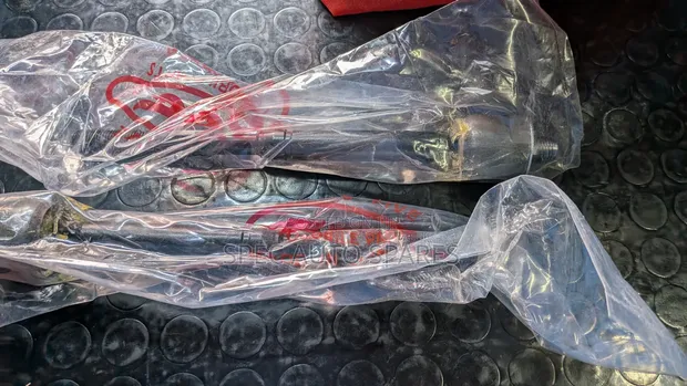 Rack Ends za Toyota Vitz, Belta, Yaris, Aqua (Model Mpya) - 1