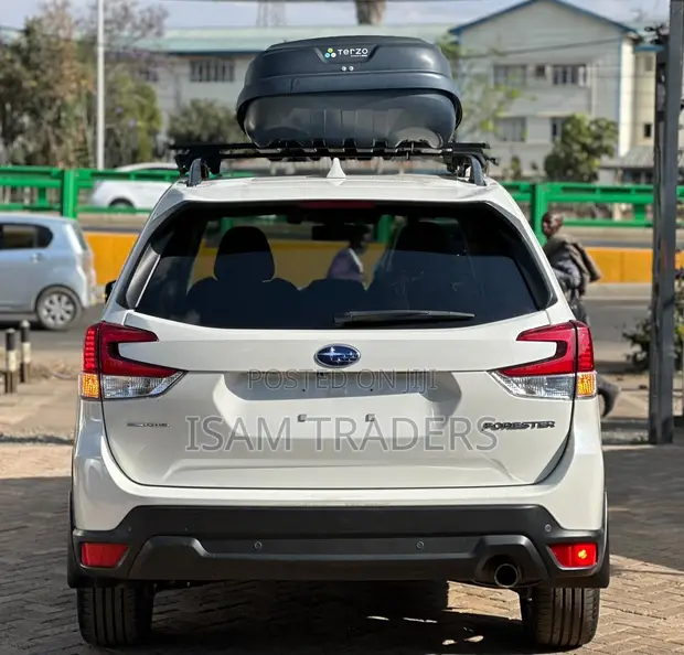 Subaru Forester Touring AWD 2019 Pearl - 1