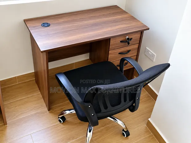 0.9m Office Desk with Low Back Chair - 1