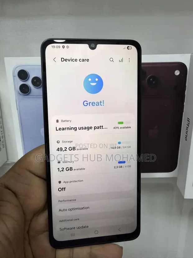 Samsung Galaxy A06 64GB Nyeusi - 1