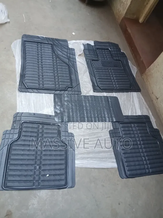 Black 3D Car Mats - 1