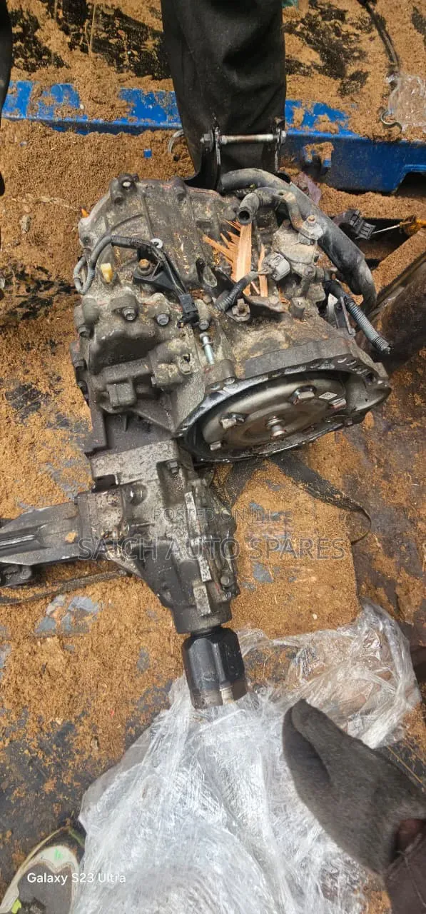 2ZR Toyota Wish/Premio Gearbox 4WD - 1