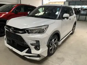 Toyota Raize 1.0 AWD 2019 Nyeupe