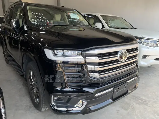 Toyota Land Cruiser LC300 2024 Nyeusi ya Matt - 1