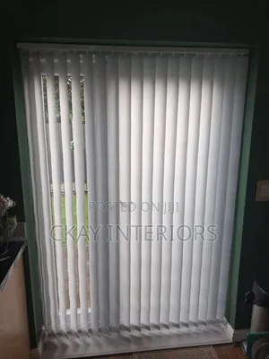 Vertical Blinds za Madirisha ya Ofisi