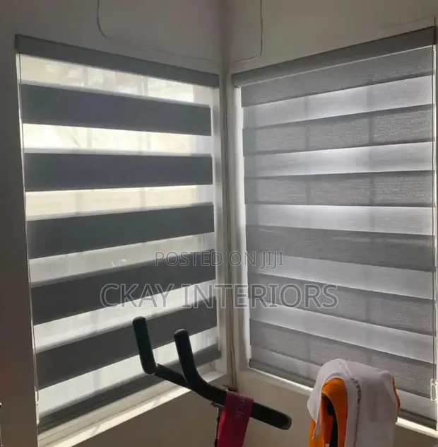 Horizontal Blinds kwa Madirisha ya Ofisi - 1
