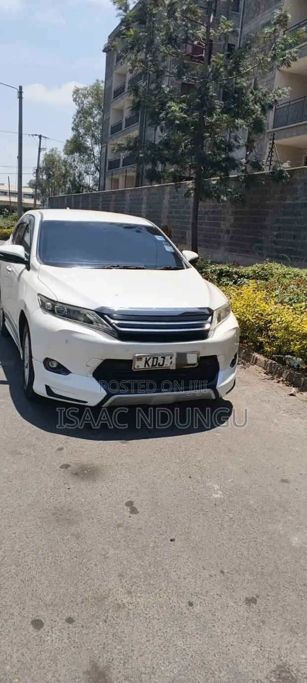 Toyota Harrier 2.0 2015 White - 1