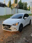 Mazda Demio 2017 Nyeupe - 3