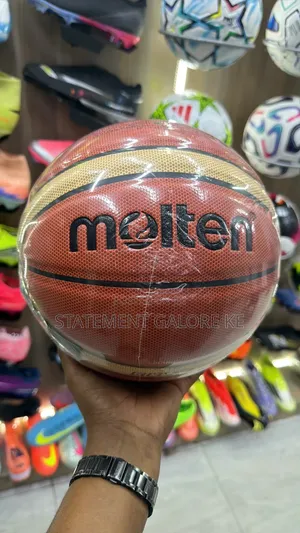 Molten Basketball - Size 7