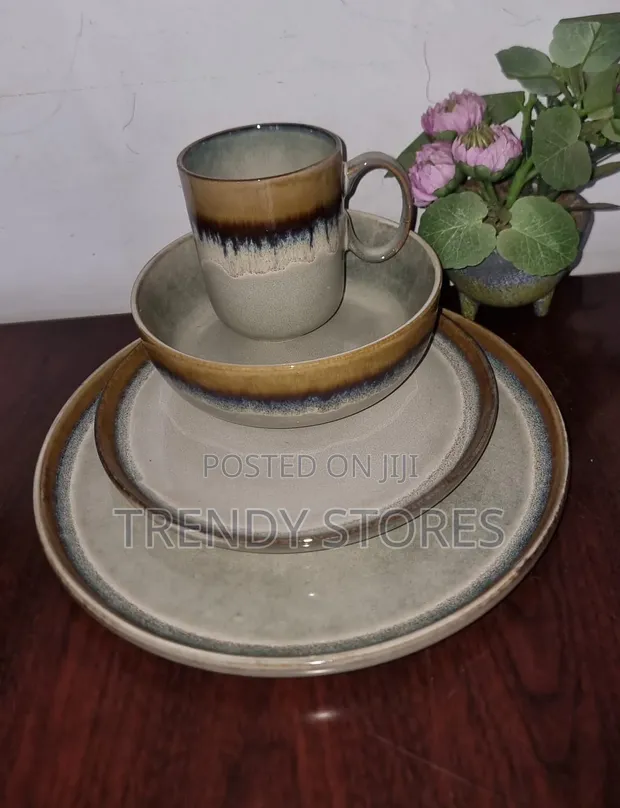 Elite Ceramic Dinnerware Set (24pcs) - 1