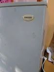Samsung Friji Milango 2, 240L - 2