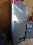 Samsung Friji Milango 2, 240L - 4