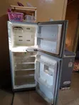 Samsung Friji Milango 2, 240L - 5