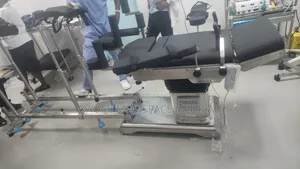 Meza ya Upasuaji ya Umeme, Inayoendana na C-Arm, Traction ya Mifupa