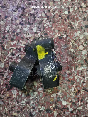 Mazda CX-5 Gear Mounting (Used)