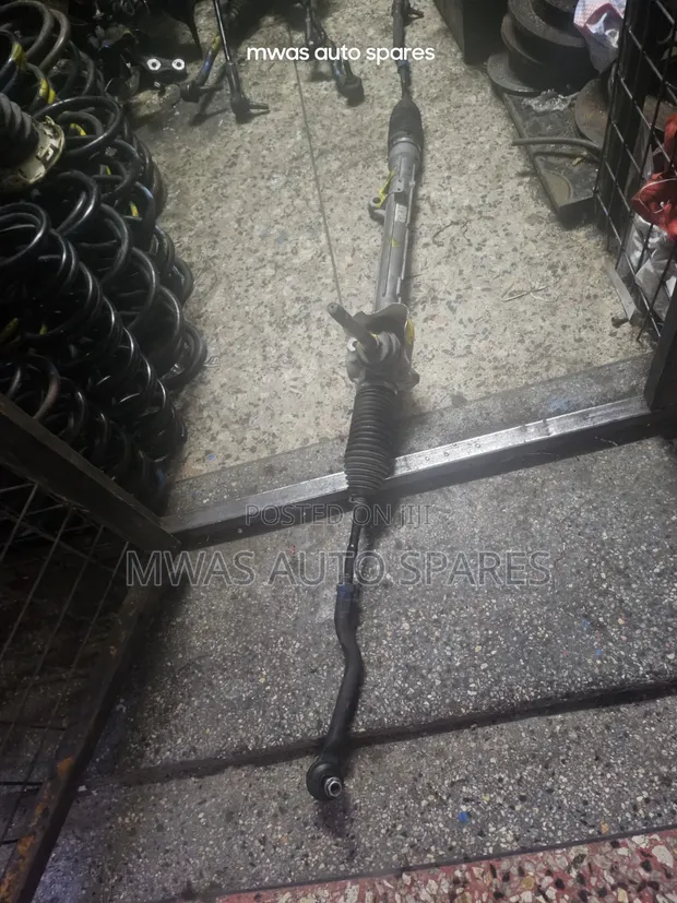 Nissan X-Trail T32 Steering Rack (Iliyoitumika) - 1