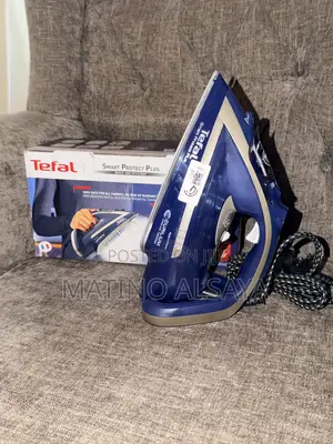 Tefal Smart Protect Plus Steam Iron FV6872