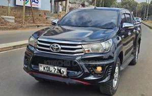 Toyota Hilux Double Cab 2016 Diesel Automatic