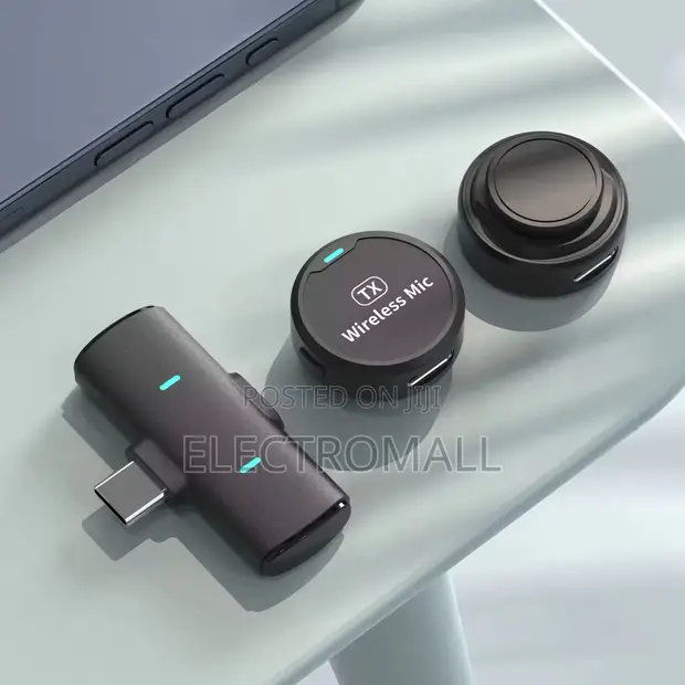 Dual Clip-on Wireless Lavalier Microphone for Smartphones - 1