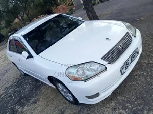 Toyota Mark II Grande 2.0 RWD 2001