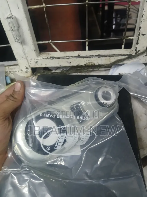 Nissan X-Trail T32 Rear Engine Mounting - 1