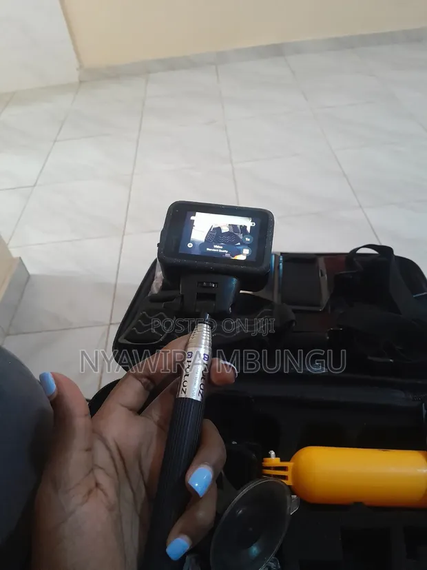 GoPro Hero 5 Black Action Camera - 1