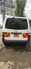Nissan Vanette 2008 Nyeupe - 3