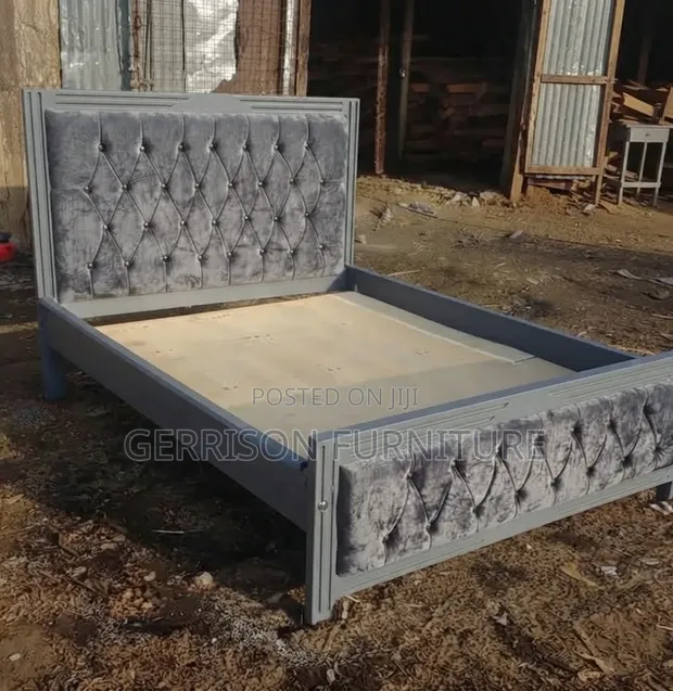 Modern 5x6 Grey Tufted Bed Frame - 1
