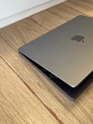Apple MacBook Pro 14" M1 Chip, 16GB RAM, 512GB SSD