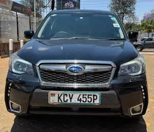 Subaru Forester 2013 XT Nyeusi