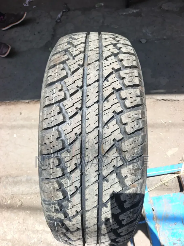 Tairi za Maxtrek 265/60R18 All-Terrain - 1