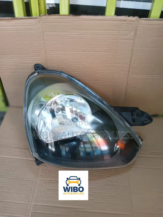 Daihatsu Mira Eis 2013-2016 Headlight (Used) - 1