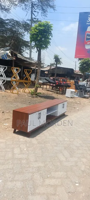 7ft Wooden Living Room TV Stand
