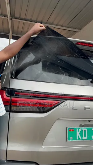 Ufungaji wa LLumar Ceramic Window Film