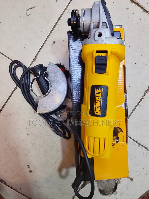 DeWalt 720W 4" Angle Grinder Mpya Kabisa - 1
