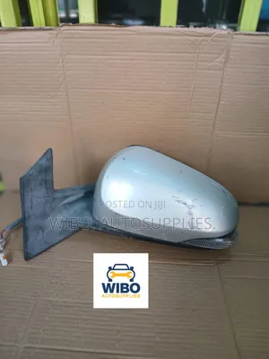 Toyota Aqua 2012-2018 Side Mirror (Electric, Blinker)