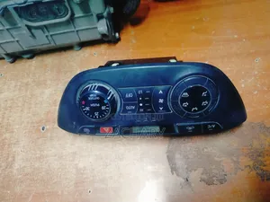 Toyota RAV4 AC Control Unit
