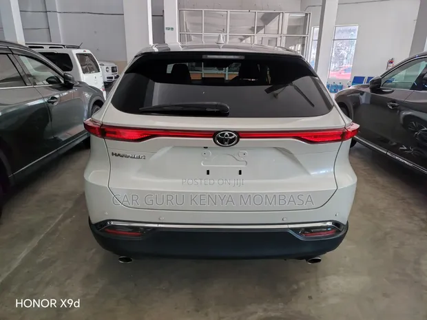 Toyota Harrier 2.0 SUV 2020 - 1