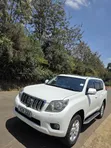 Toyota Land Cruiser Prado 2011 White - 2