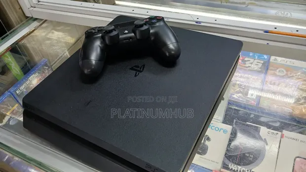 PS4 Slim CD Version (500GB) - Ex-UK - 1