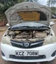 Toyota Corolla Fielder Hybrid 2013 White - 2
