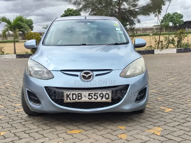 Mazda Demio 2014 Bluu - 1