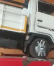 Toyota Dyna Lori 2001 Nyeupe - 2