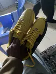 Air Force 1s Nyeusi na Njano Zilizobadilishwa - 3
