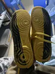 Air Force 1s Nyeusi na Njano Zilizobadilishwa - 4