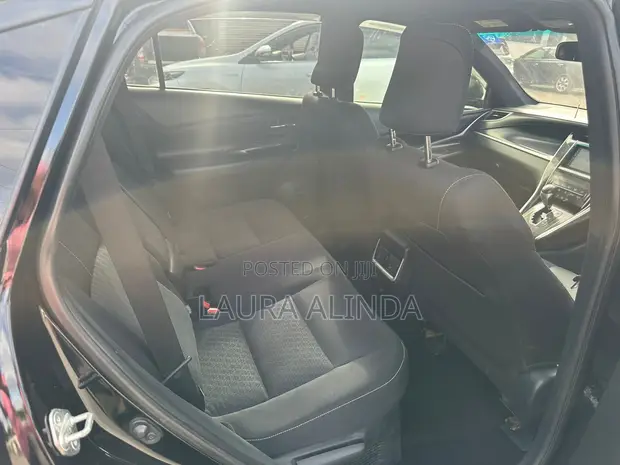 Toyota Harrier Hybrid 2018 Nyeupe - 1
