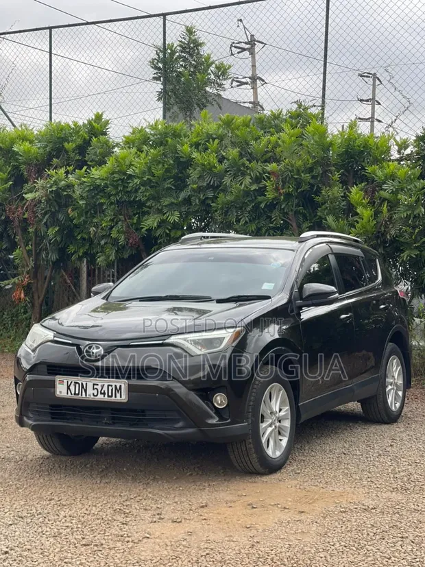 Toyota RAV4 2016 Nyeusi - 1