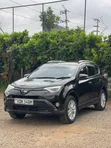 Toyota RAV4 2016 Nyeusi - 1
